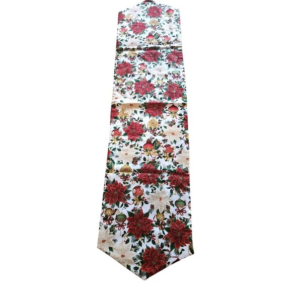 Christmas Table Runner Poinsettia Ornament Festive Floral Holiday Red White - Picture 1 of 4